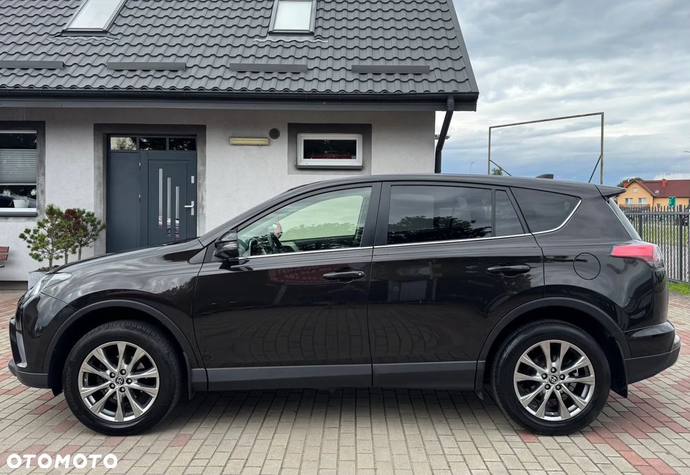 Toyota RAV4 - 7
