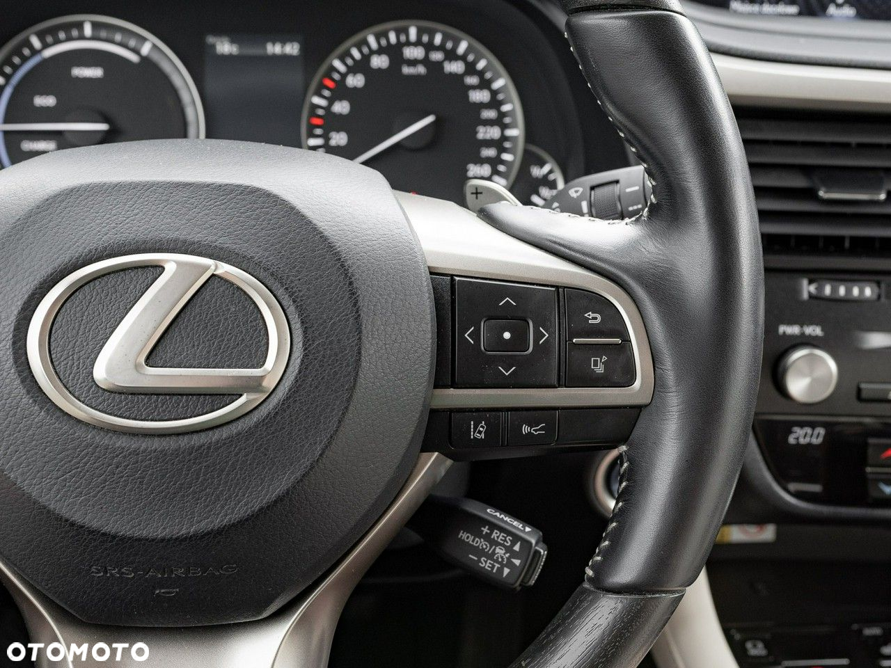 Lexus RX 450h F-Impression - 18