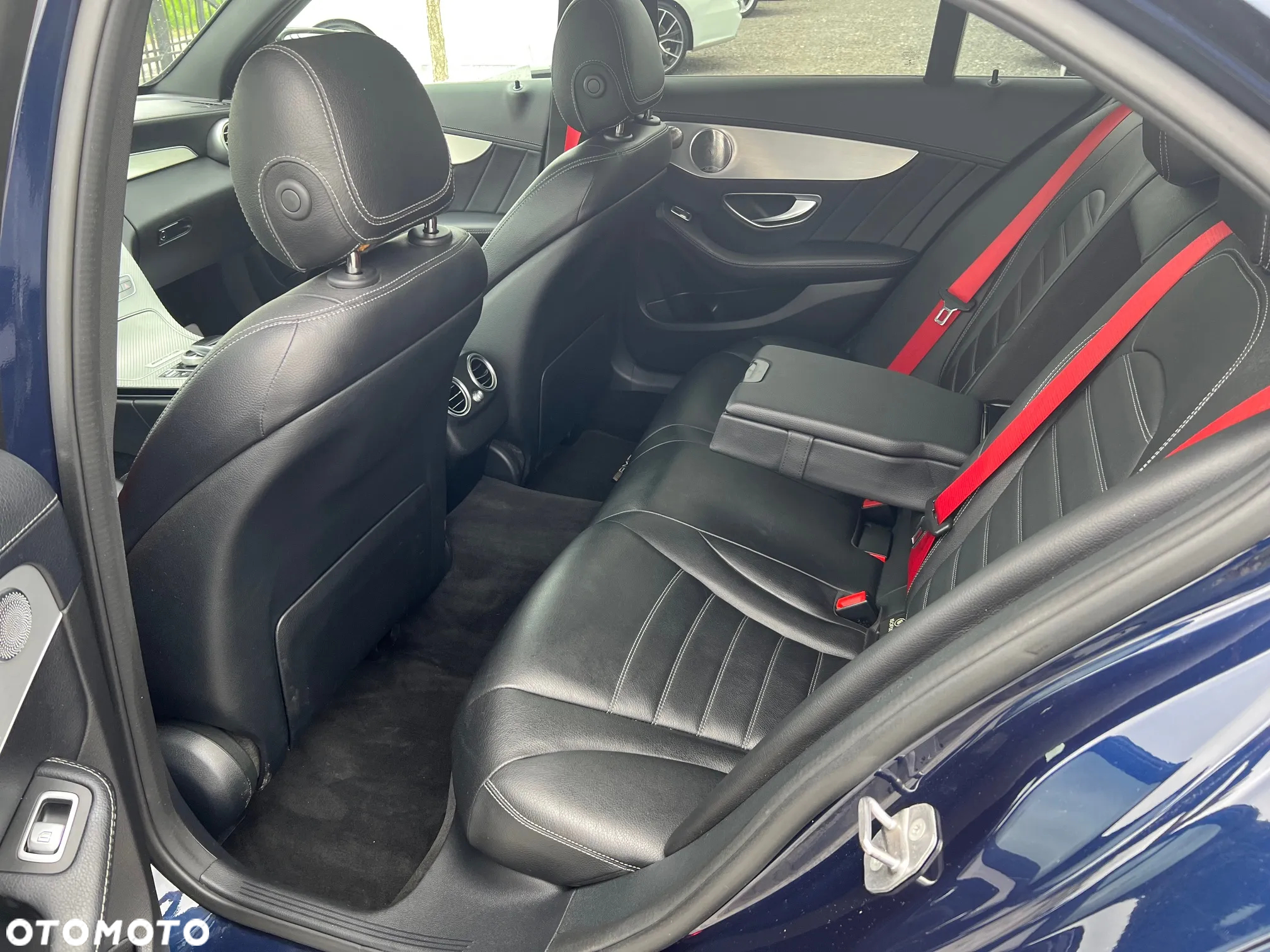 Mercedes-Benz Klasa C AMG 43 4Matic 9G-TRONIC - 10