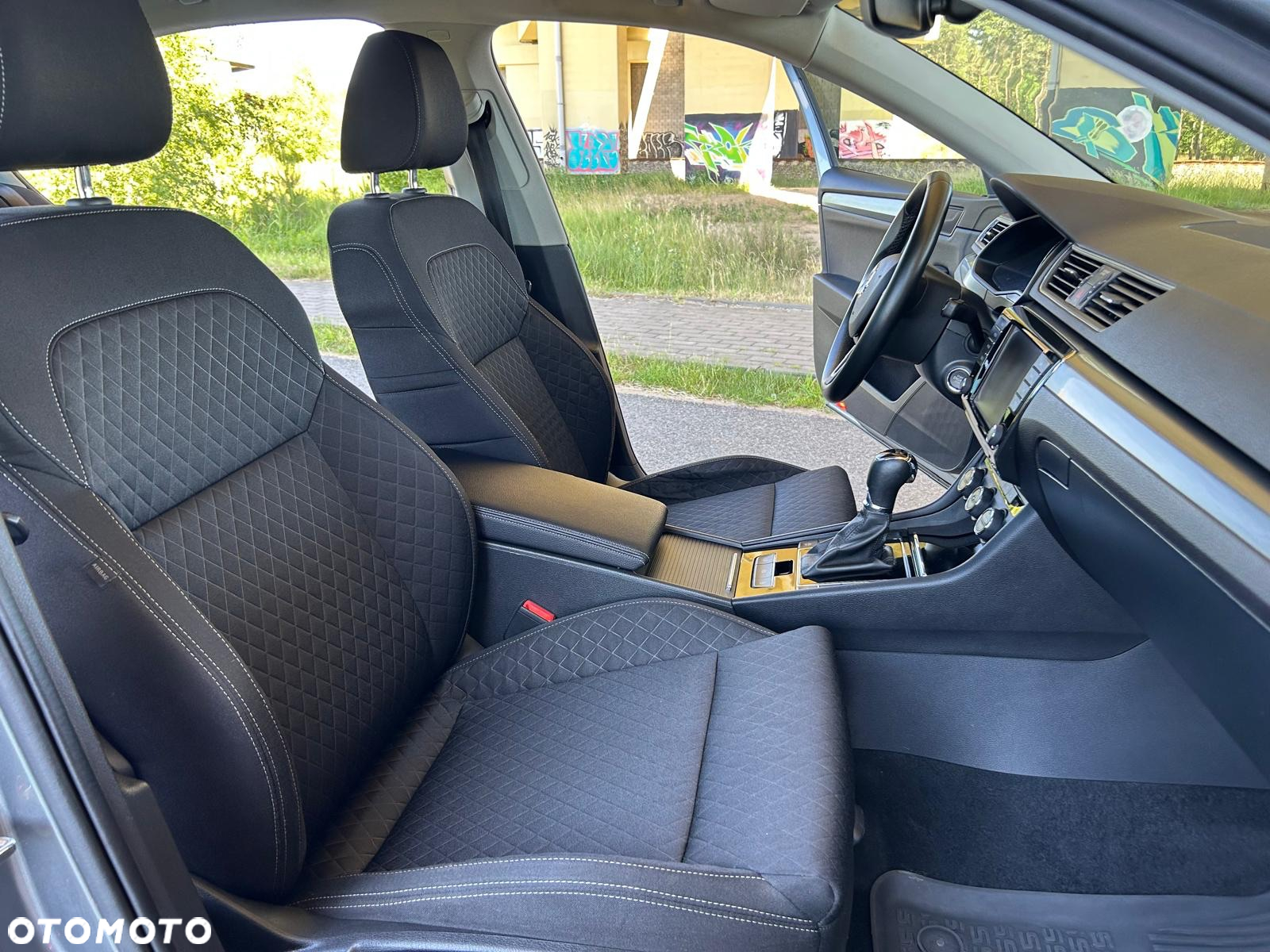 Skoda Superb 1.8 TSI DSG Ambition - 28
