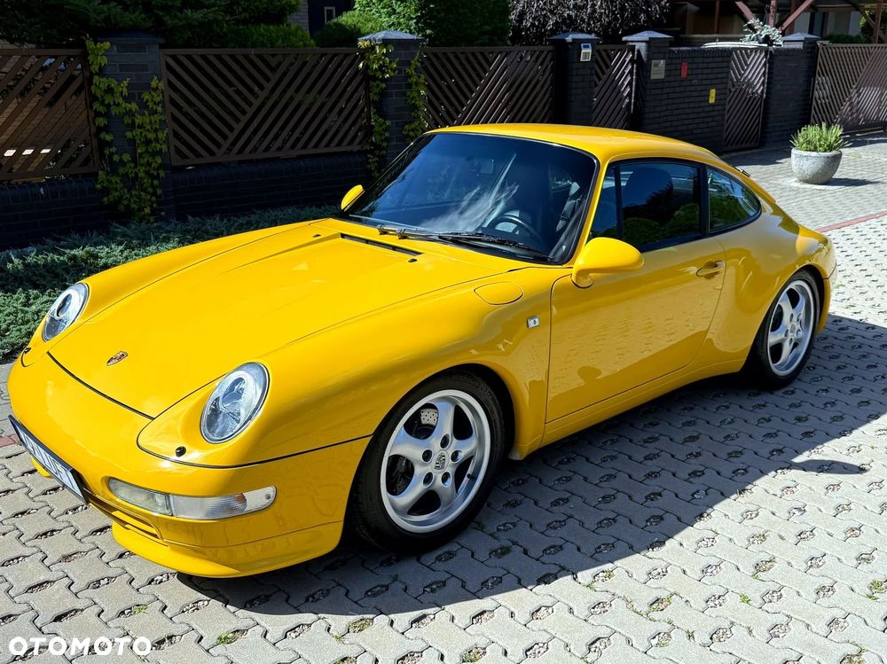 Porsche 911 Carrera - 9