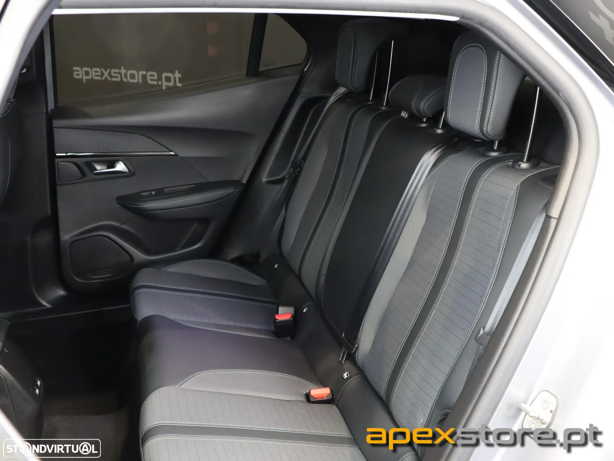 Peugeot 2008 1.2 PureTech Allure Pack - 10