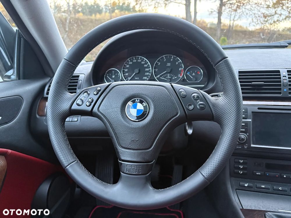 BMW Seria 3 328Ci - 32
