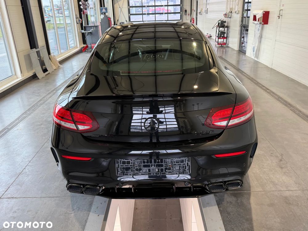 Mercedes-Benz Klasa C AMG 63 AMG Speedshift MCT 9G - 6