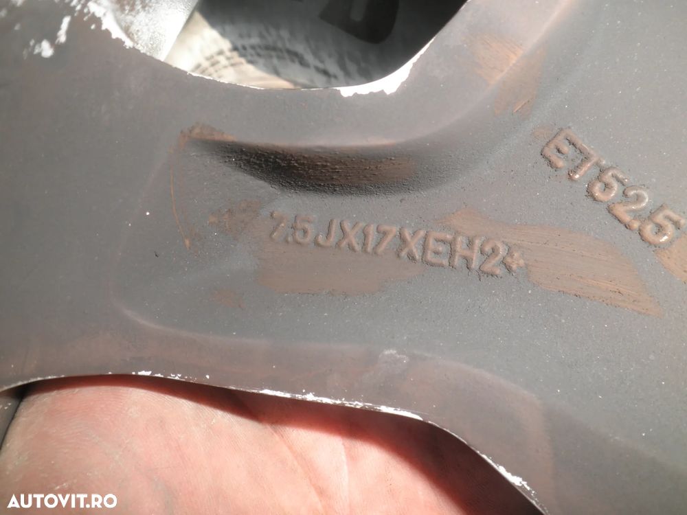 Jante 17" cu anvelope 235/55/17 Ford Kuga 8V41-1007-BA 8V411007BA 7.5J ET 52.5 - 7