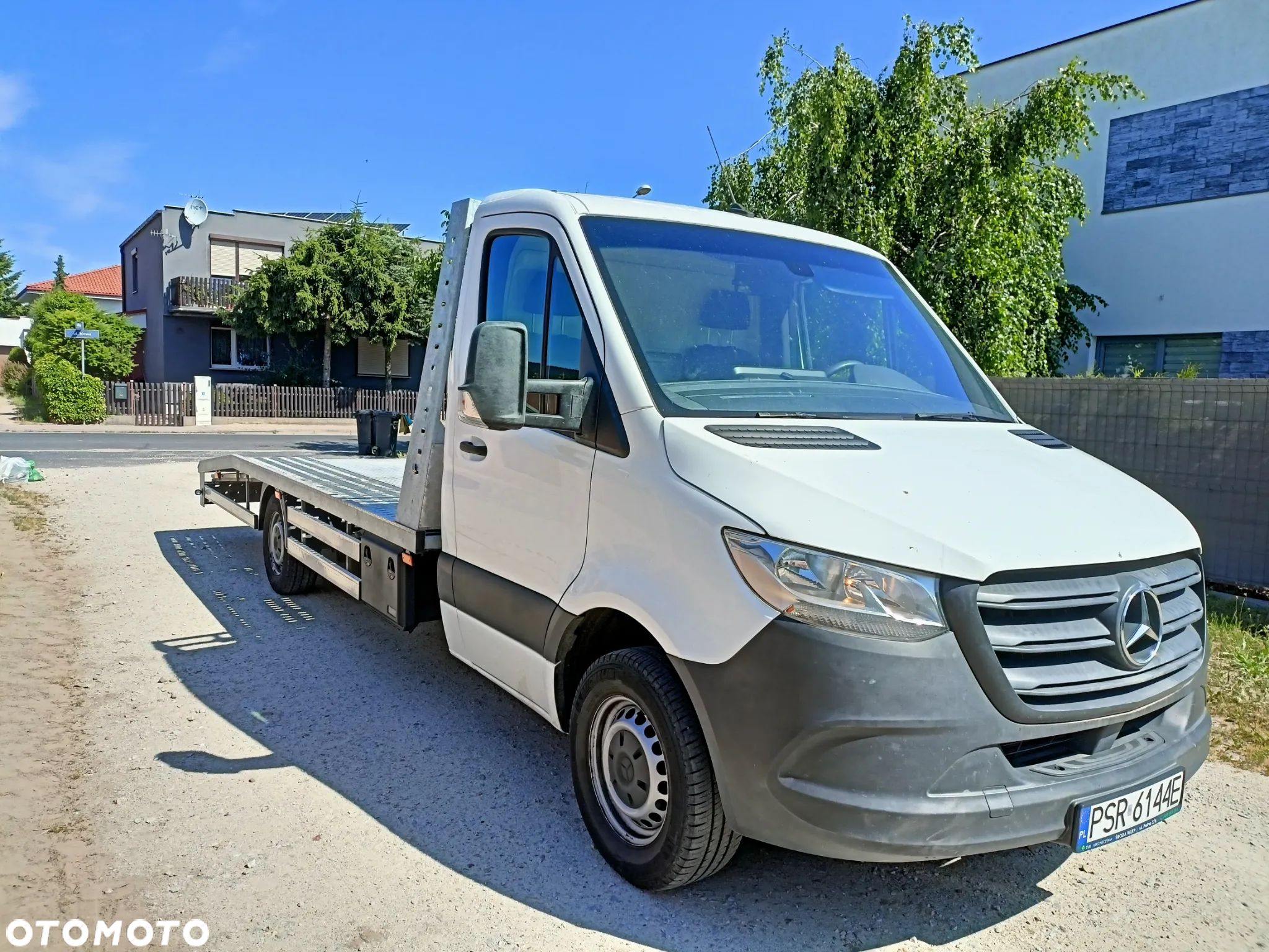 Mercedes-Benz Sprinter - 1