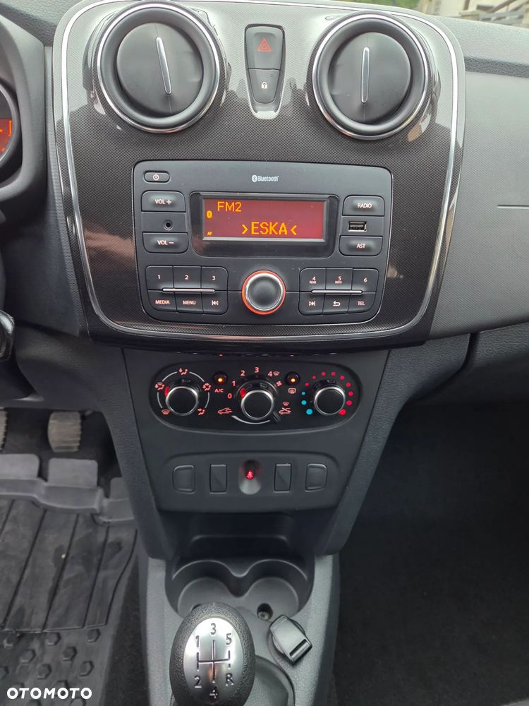 Dacia Sandero 1.0 SCe Laureate - 11