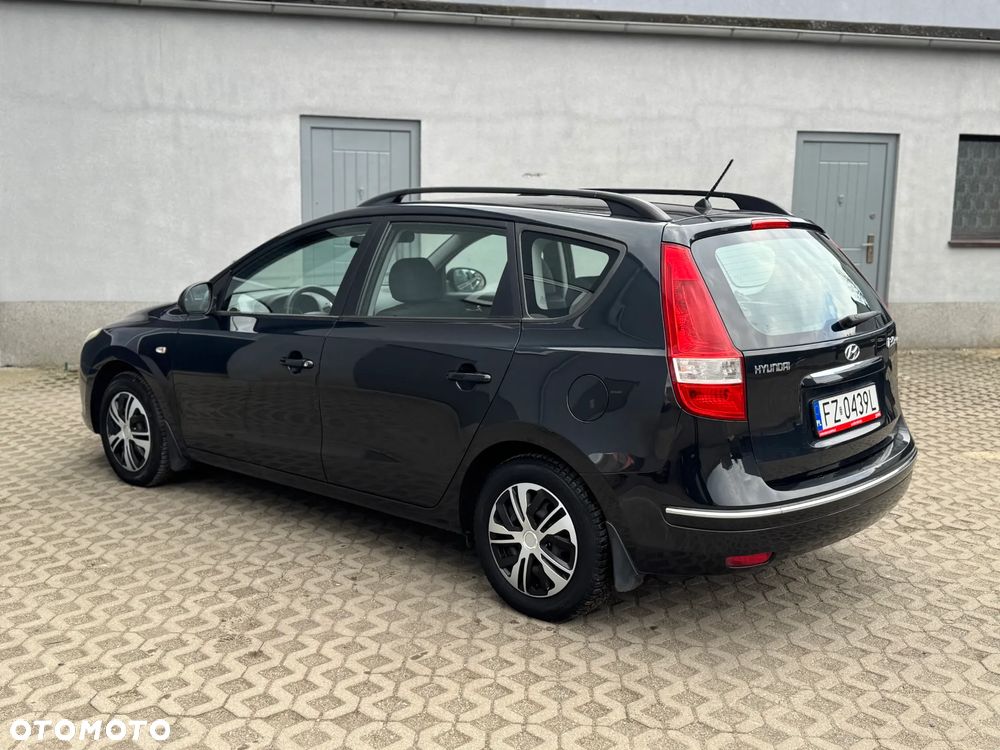 Hyundai i30 1.6 Classic - 8