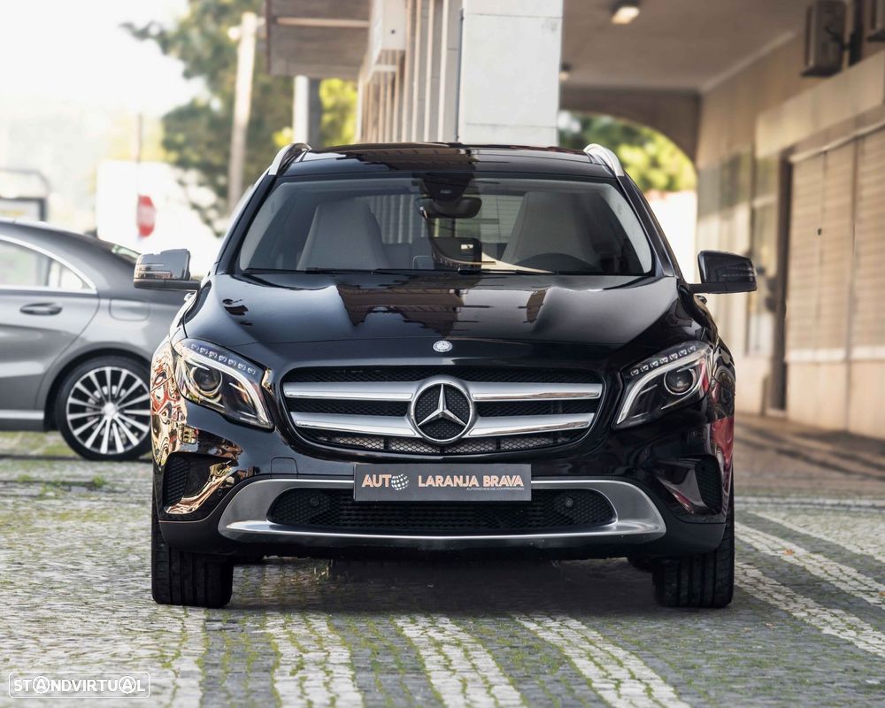 Mercedes-Benz GLA 220 d 7G-DCT Urban - 10
