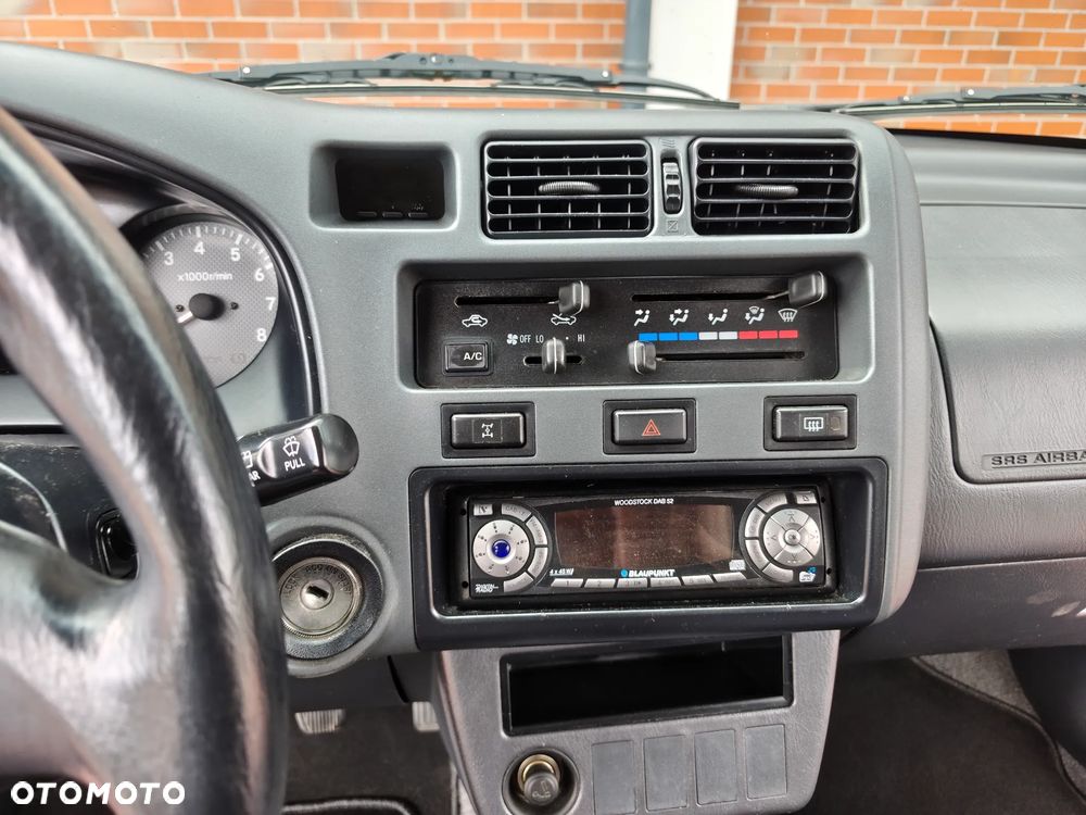 Toyota RAV4 2.0 Special - 21