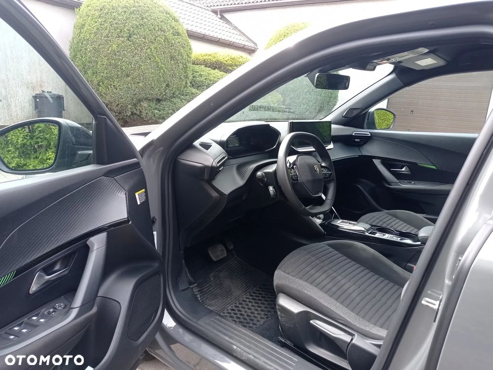 Peugeot 2008 - 7