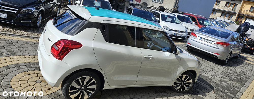 Suzuki Swift 1.2 Premium Plus - 12