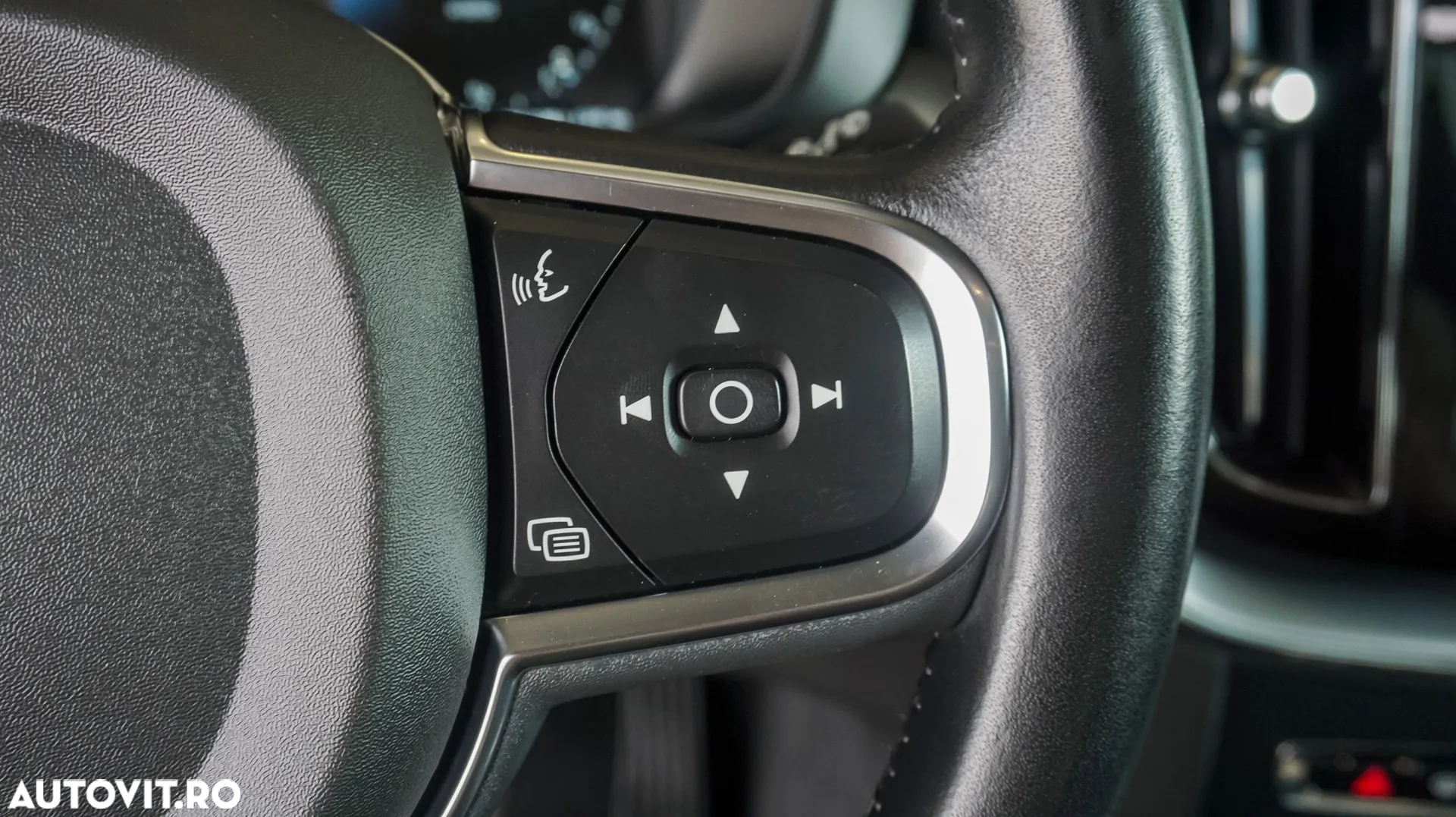 Volvo XC 60 T8 Twin Engine AWD Momentum - 18
