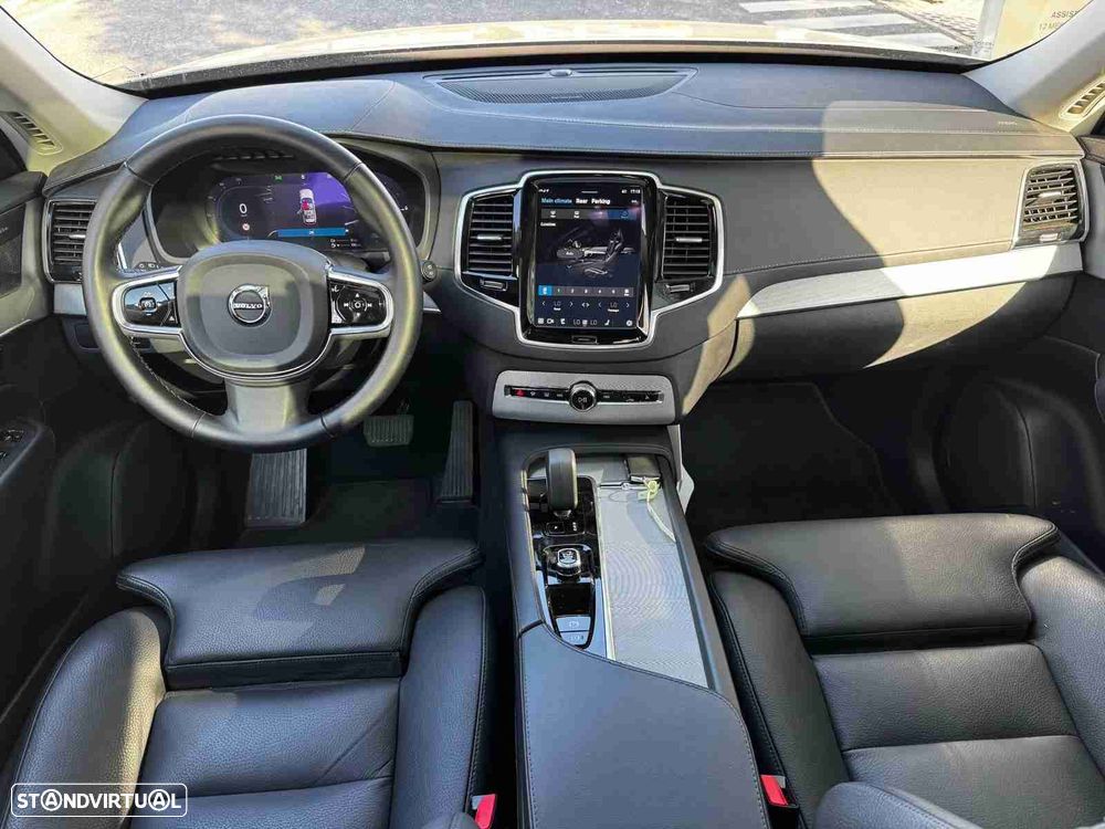 Volvo XC 90 2.0 T8 PHEV Plus Bright AWD - 24