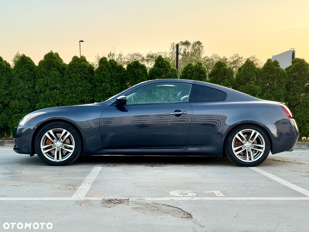 Infiniti G G37 GT - 2