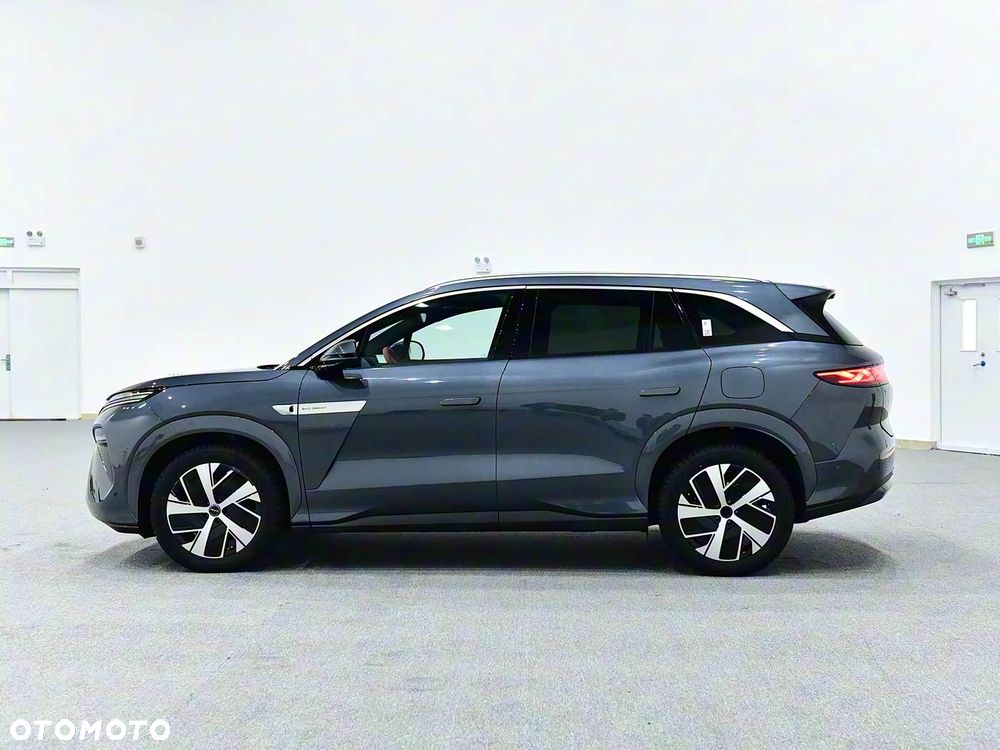 BYD Tang L - 4