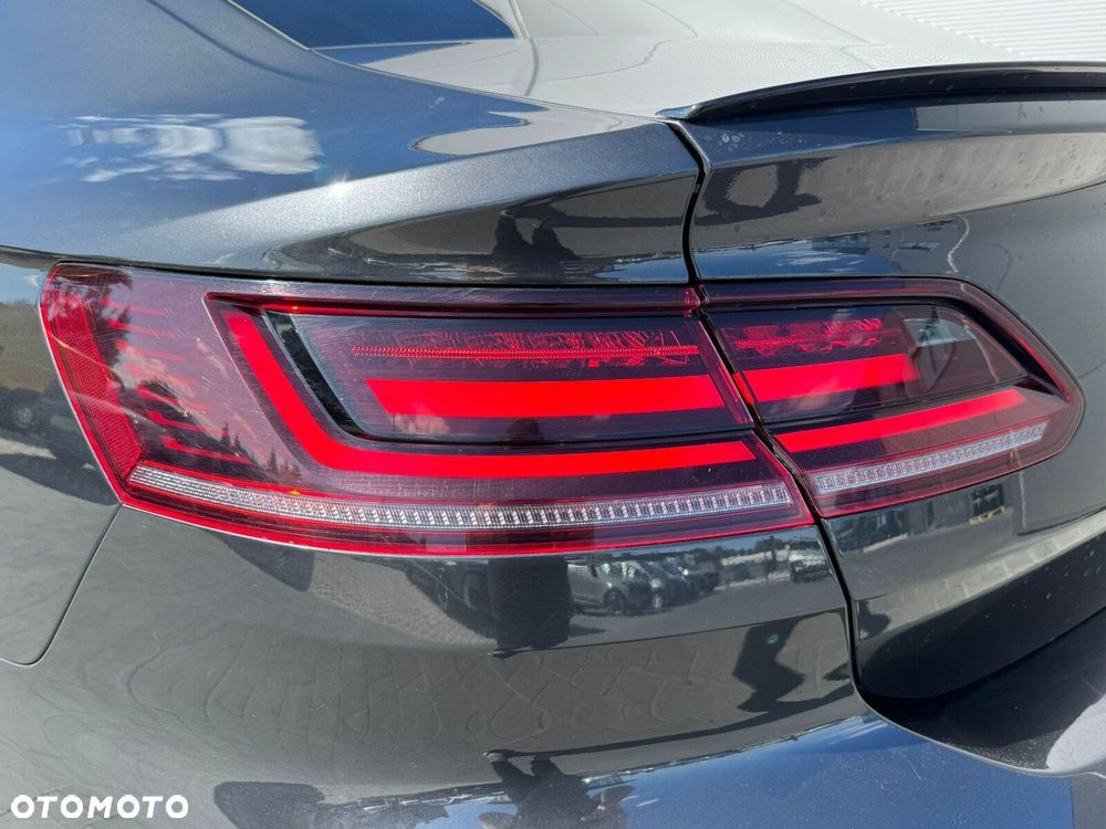 Volkswagen Arteon 2.0 TDI Bi-Turbo SCR 4Mot R-Line DSG - 12