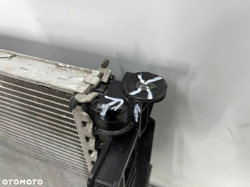 Chłodnica wody Citroen C5 Aircross Peugeot 3008 5008 308 508 Grandland 16r.- oryginalna 9811401480 - 9