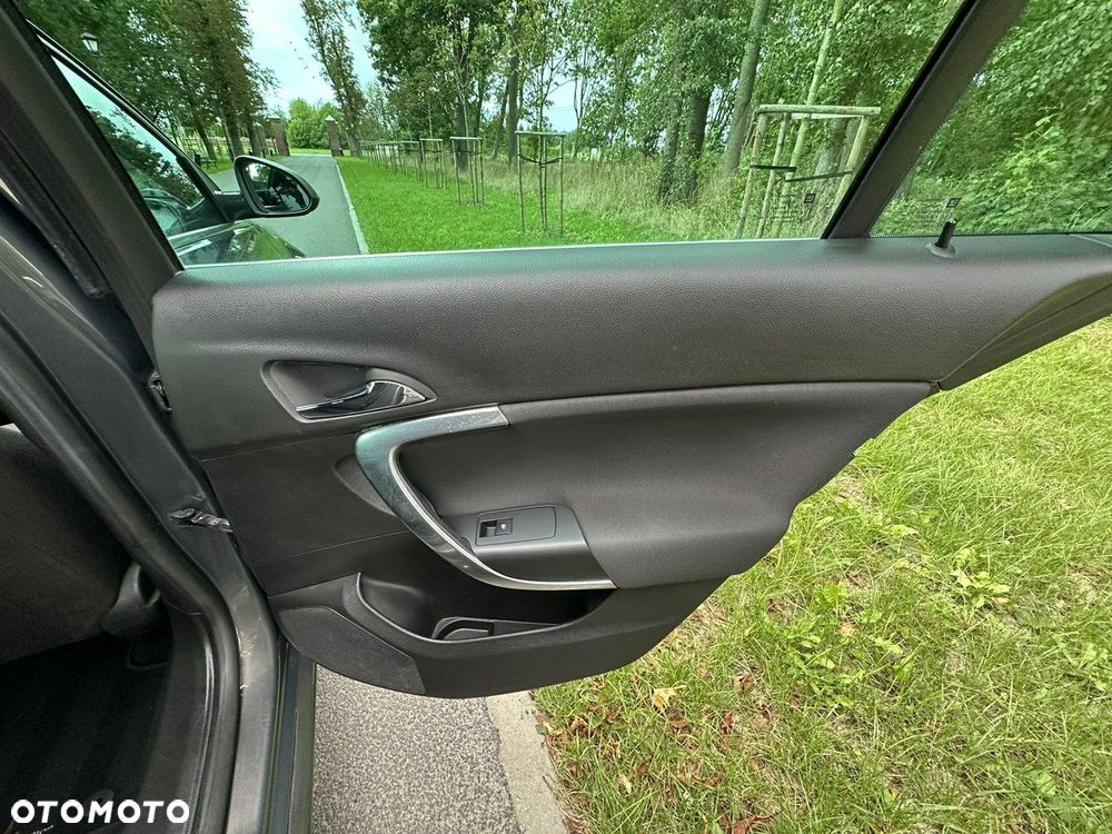 Opel Insignia - 26
