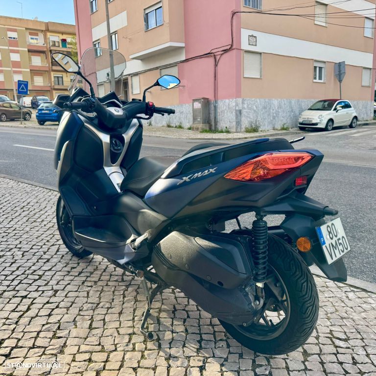 Yamaha X-Max 300 - 33