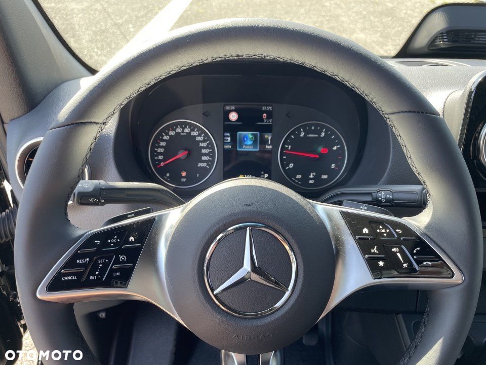 Mercedes-Benz Sprinter - 10