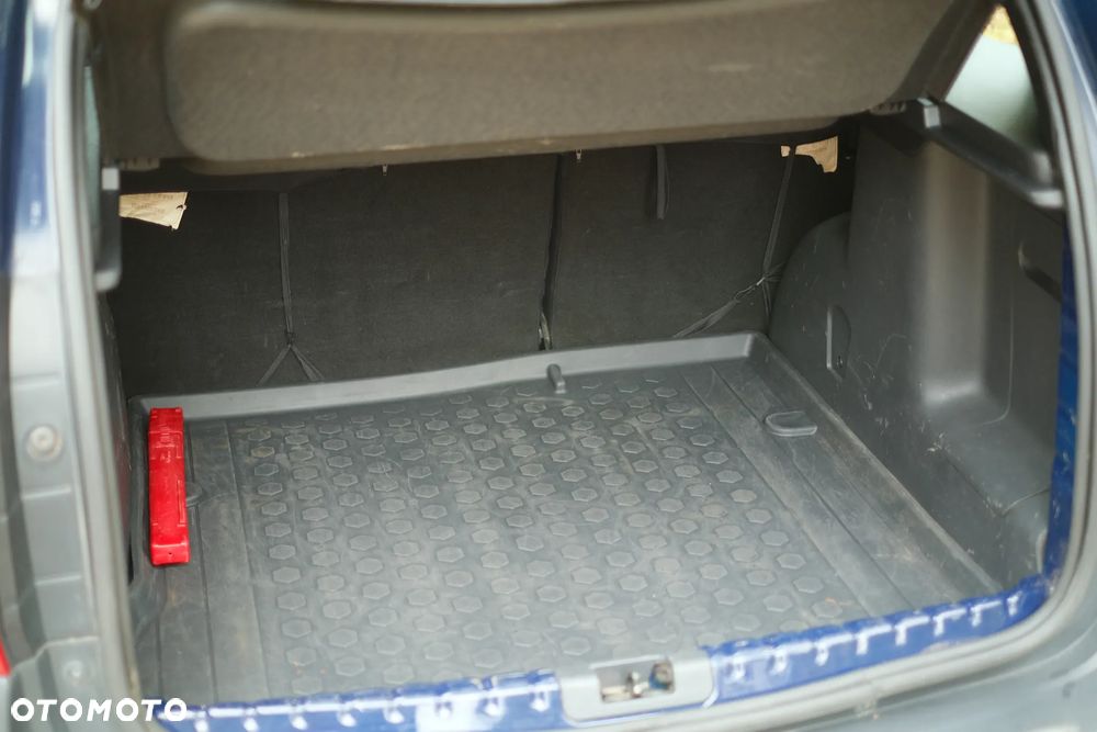 Dacia Duster 1.6 - 11