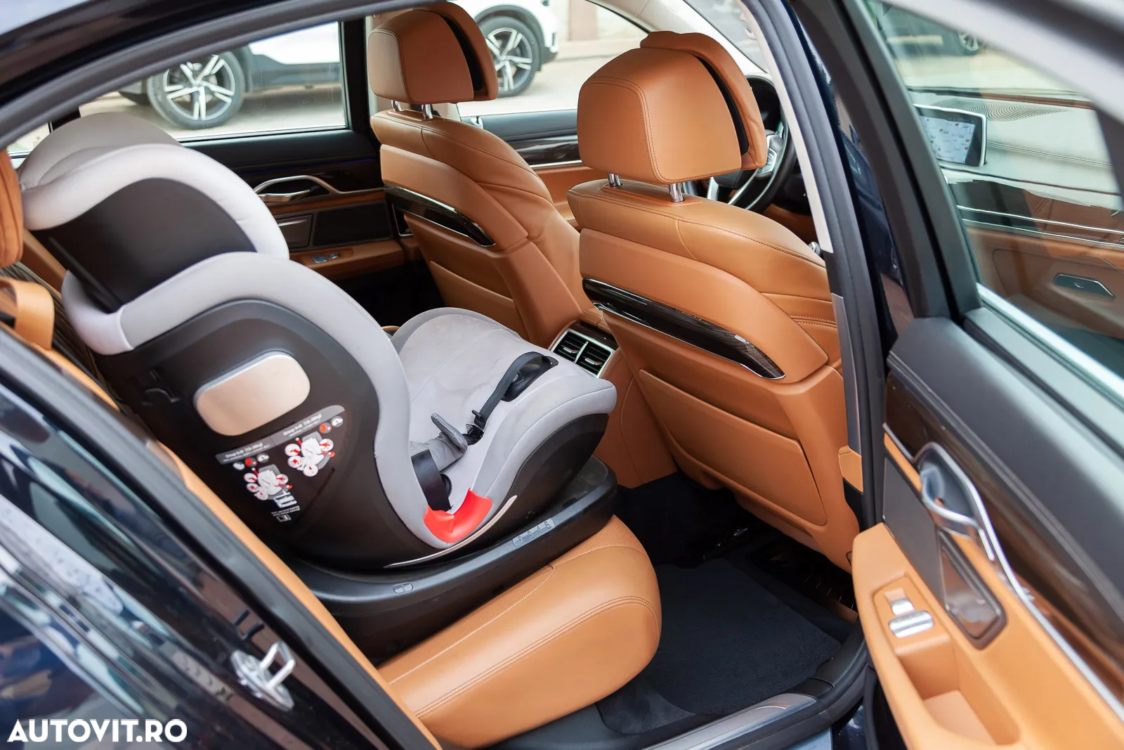 BMW Seria 7 740d xDrive - 21