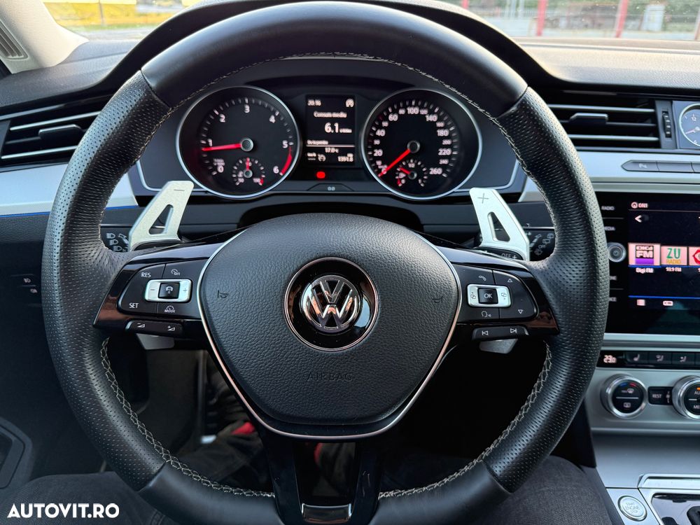 Volkswagen Passat 2.0 TDI SCR DSG BlueMotion Comfortline - 15