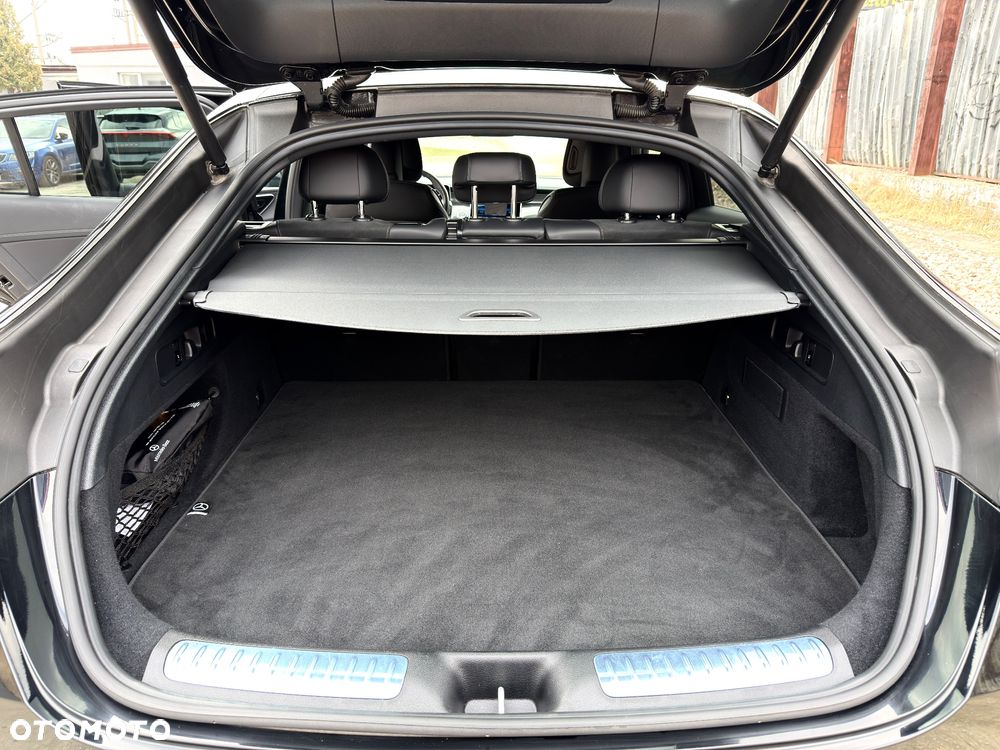 Mercedes-Benz GLC 300 d 4Matic 9G-TRONIC Edition AMG Line - 23