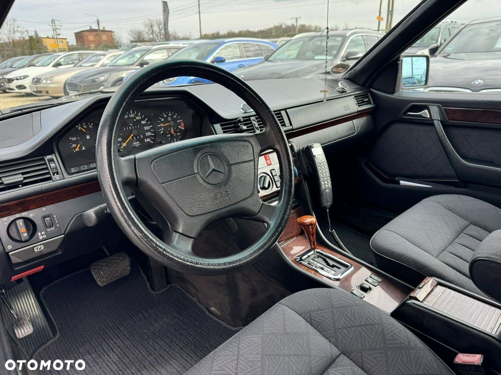 Mercedes-Benz Klasa E - 11