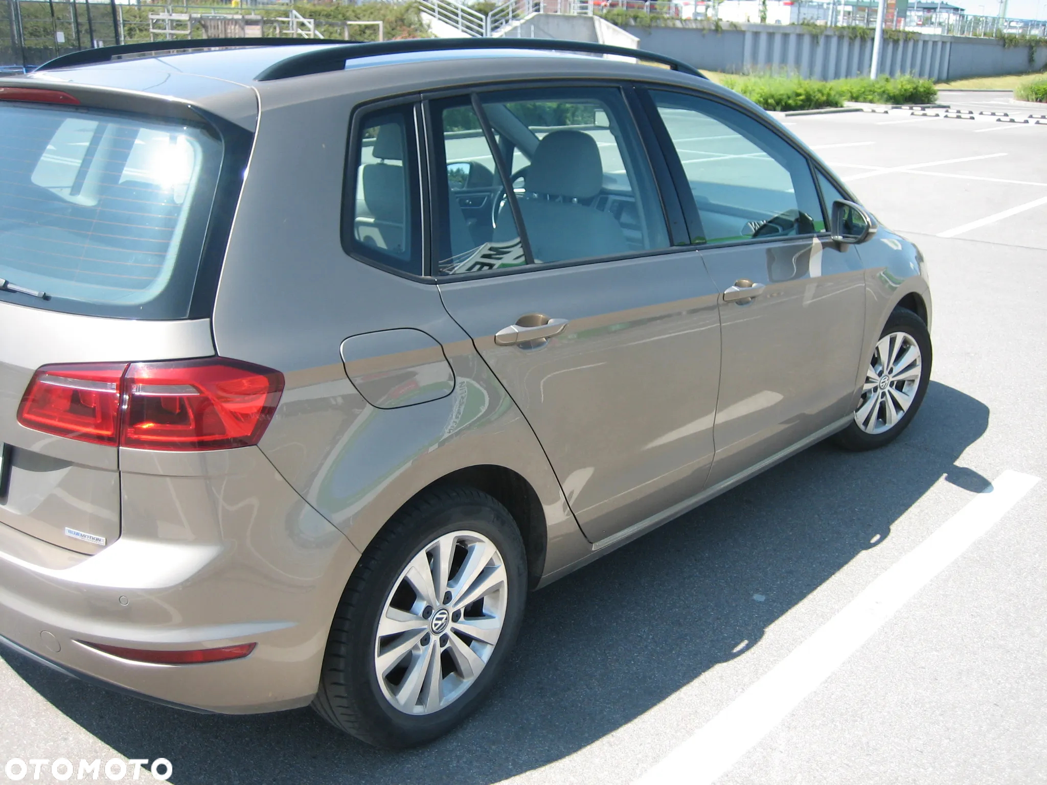 Volkswagen Golf Sportsvan 1.4 TSI (BlueMotion Technology) Comfortline - 4