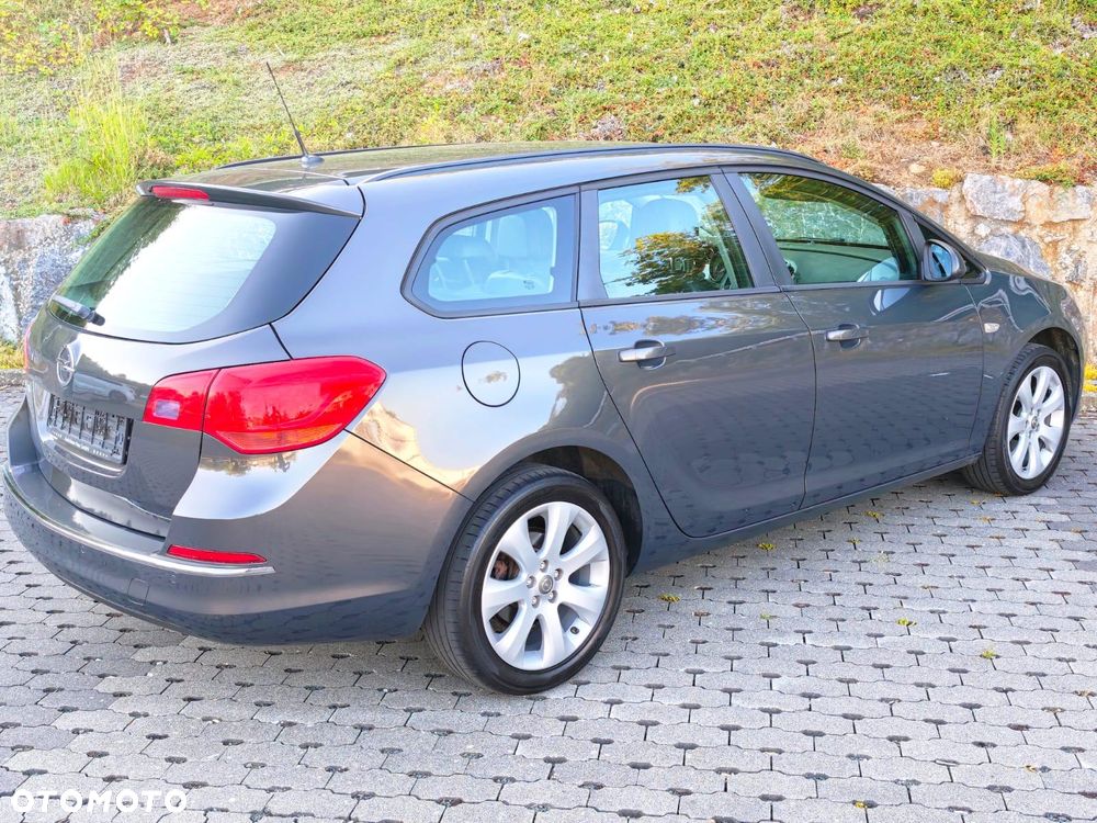 Opel Astra 1.6 Sport - 5
