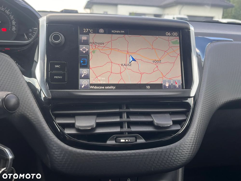 Peugeot 208 PureTech 82 Start & Stop Style - 26