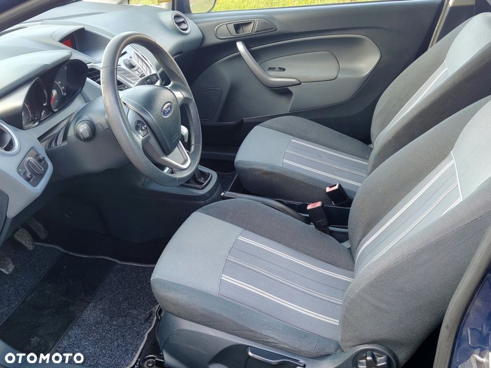 Ford Fiesta - 7