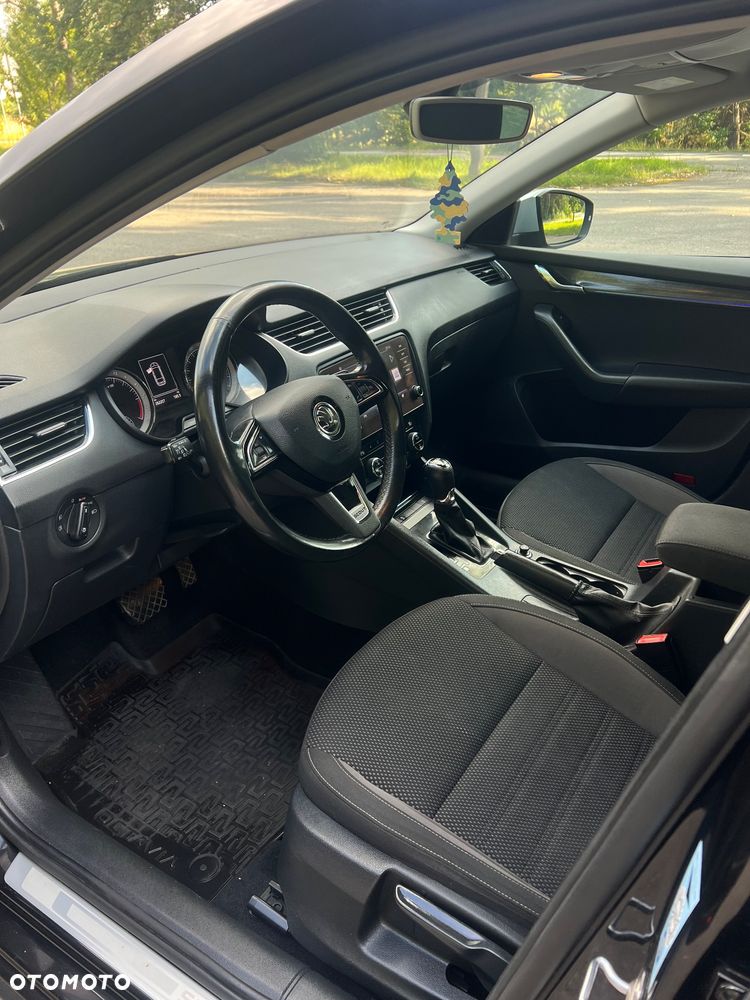 Skoda Octavia 2.0 TDI 4x4 DSG Scout - 14