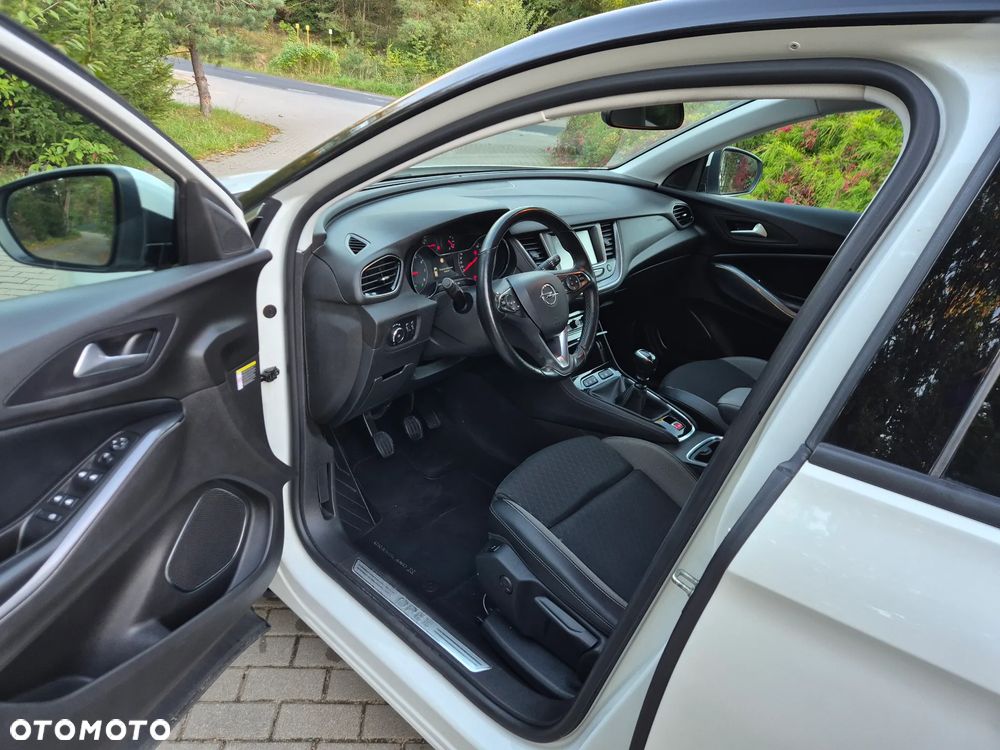 Opel Grandland X 1.2 T GPF Ultimate S&S - 27