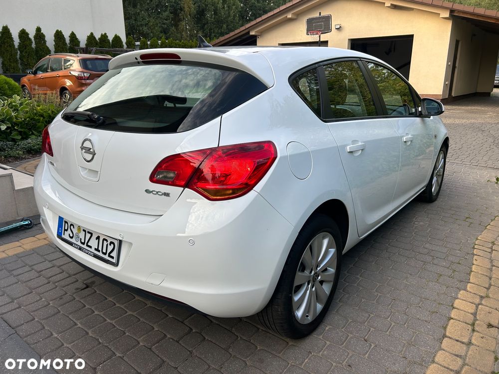 Opel Astra 1.4 ecoFLEX - 8