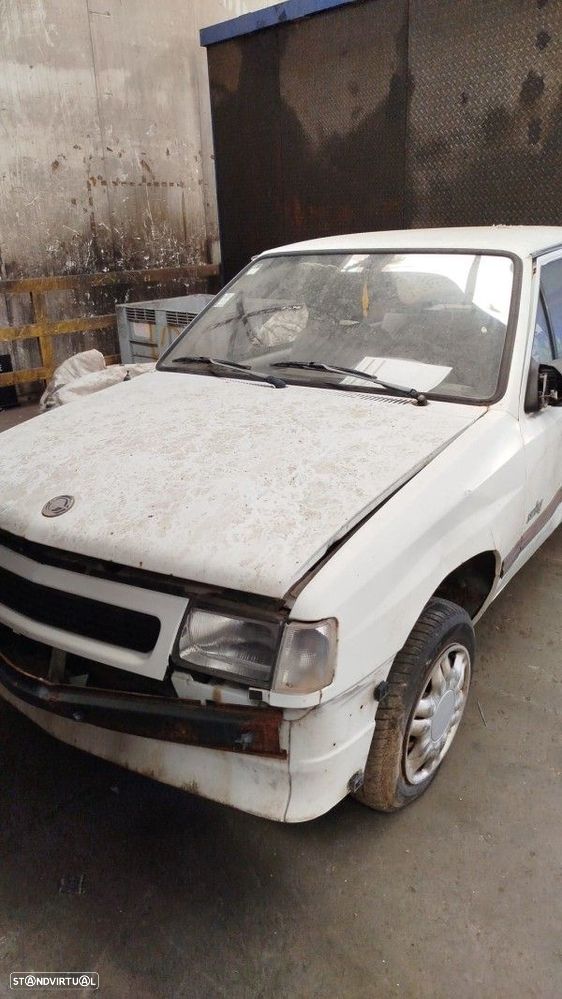 Para Peças Opel Corsa A Caixa (S83) - 2