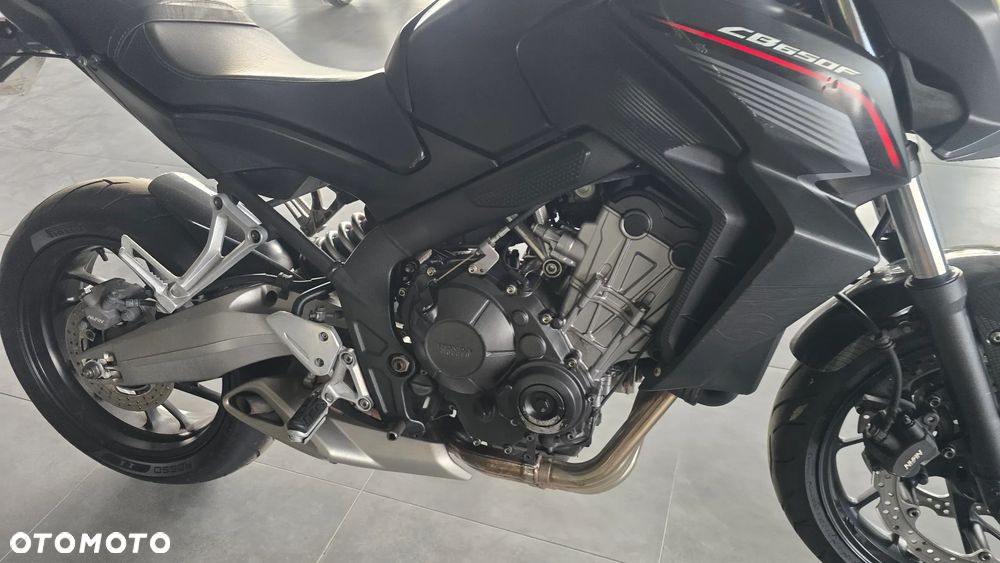 Honda CB - 26
