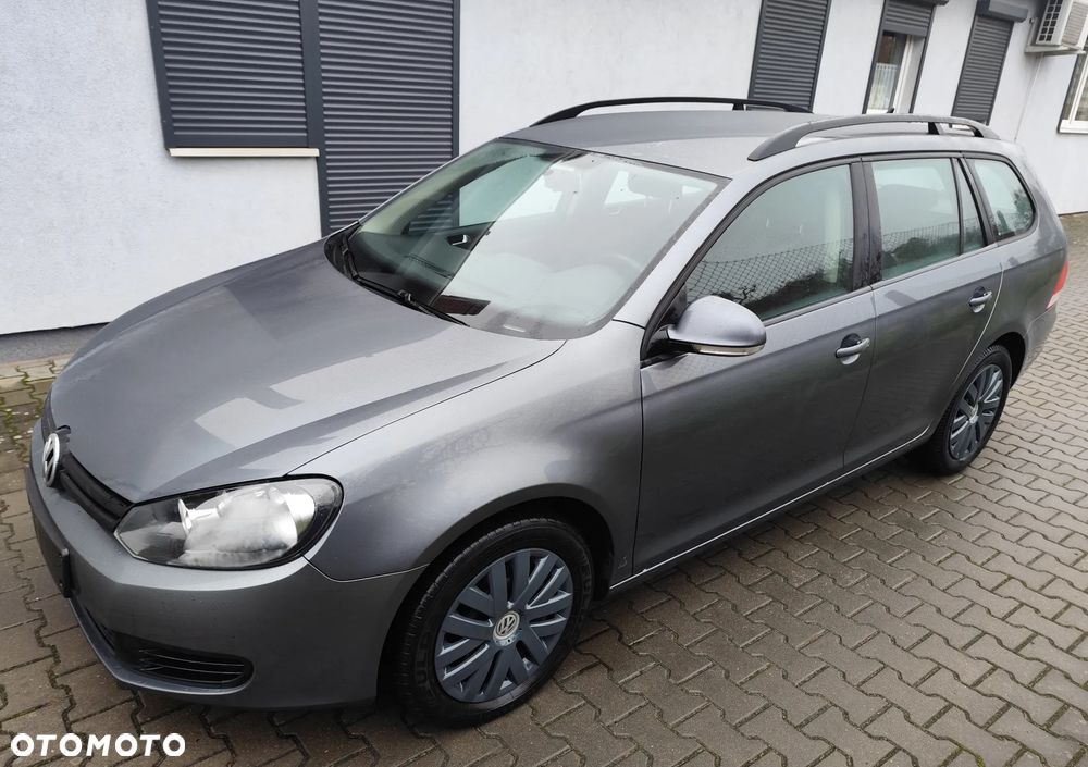 Volkswagen Golf - 2