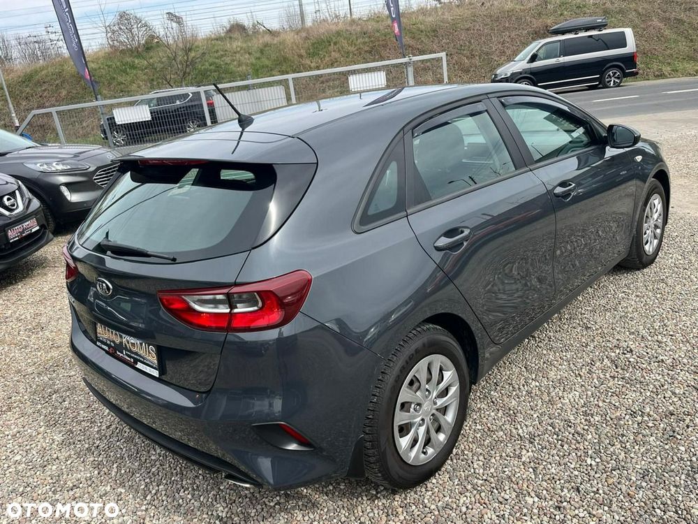 Kia Ceed - 30
