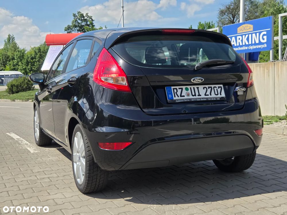 Ford Fiesta 1.25 Champions Edition - 4