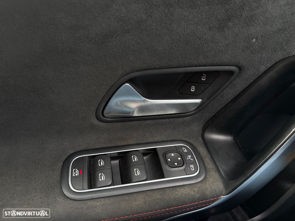 Mercedes-Benz A 180 d 7G-DCT AMG Line - 28