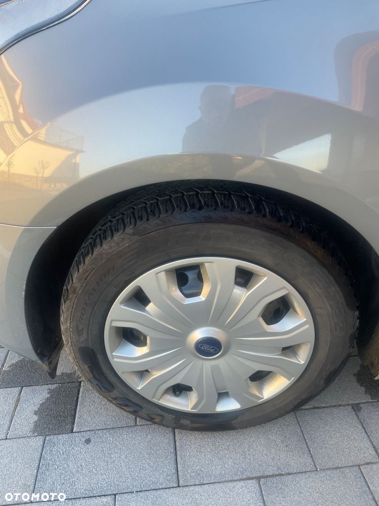 Ford Connect - 19