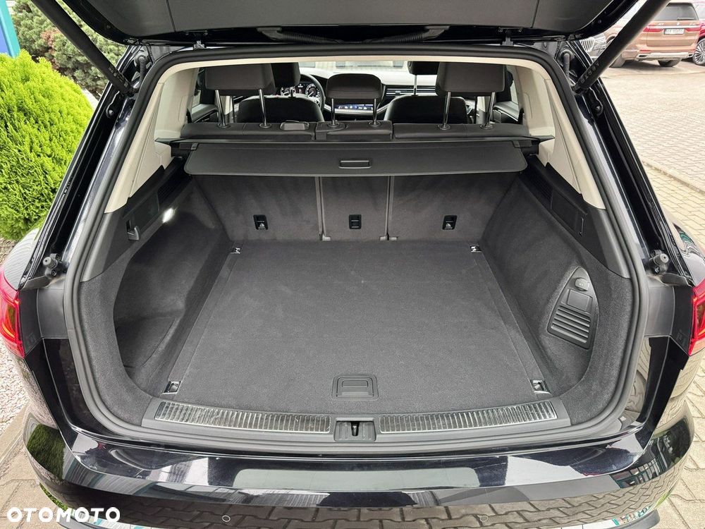 Volkswagen Touareg - 15
