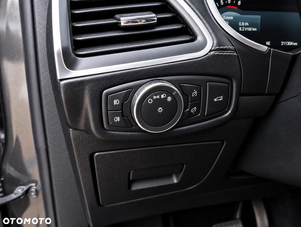Ford Edge - 24