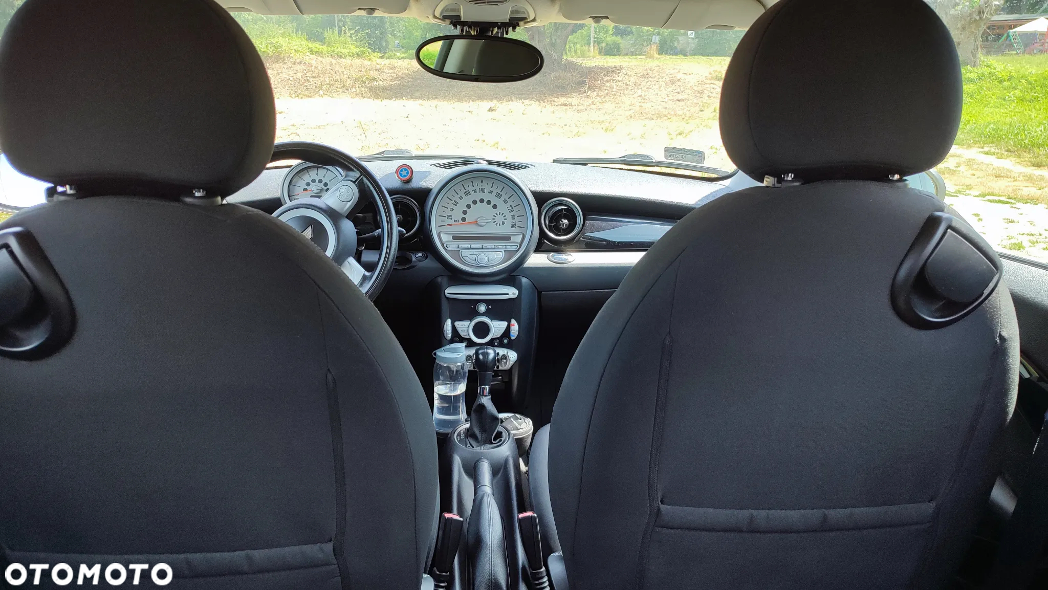 MINI Cooper Standard - 6