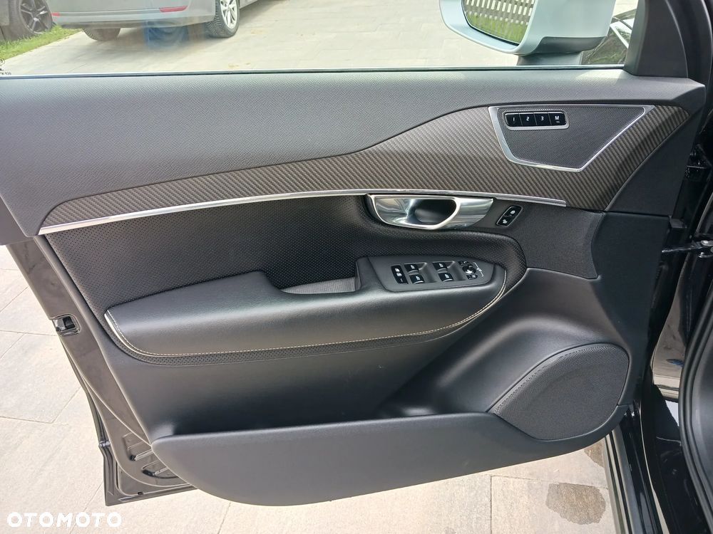 Volvo XC 90 T6 AWD R-Design 7os - 18