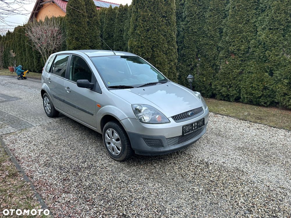 Ford Fiesta - 2