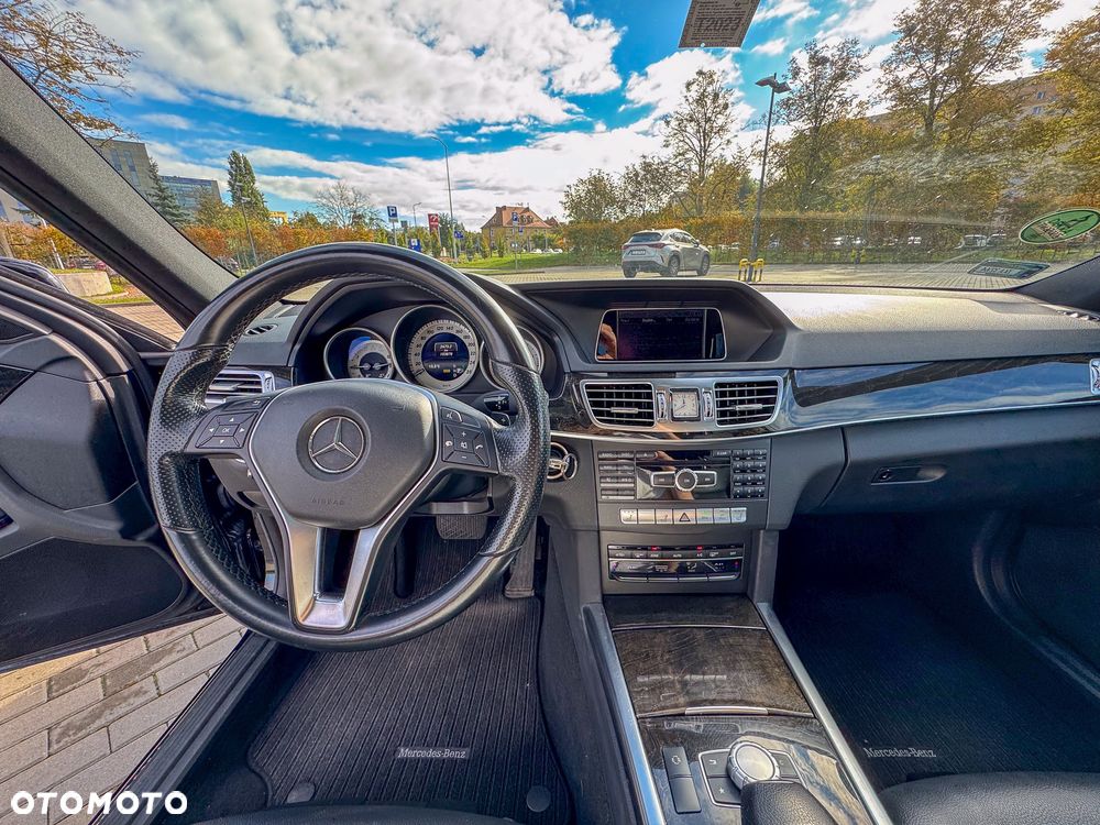 Mercedes-Benz Klasa E - 17
